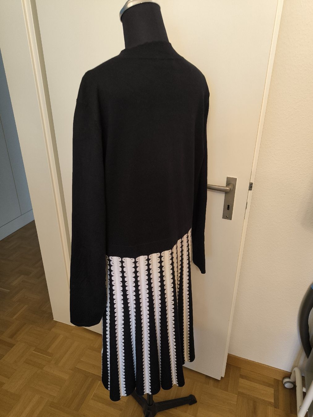 Phase Eight Vestiti: Phase Eight Viskose Kleid Gr. 18 – Usato da Kloten venduto da Olivenbaum2017 1