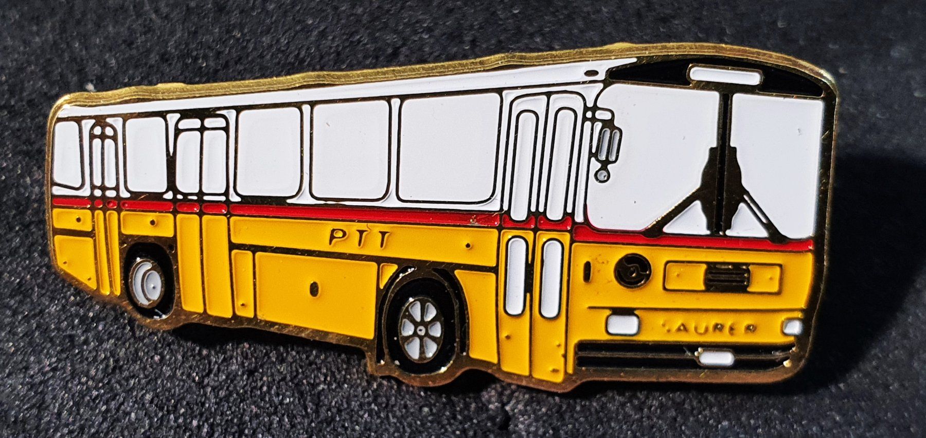 Saurer Placchette & Badge: CC752 - Pin PTT Postauto Saurer – Usato da Reinach BL venduto da Boston-Verkauf