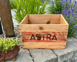 ALTE ASTRA HOLZKISTE