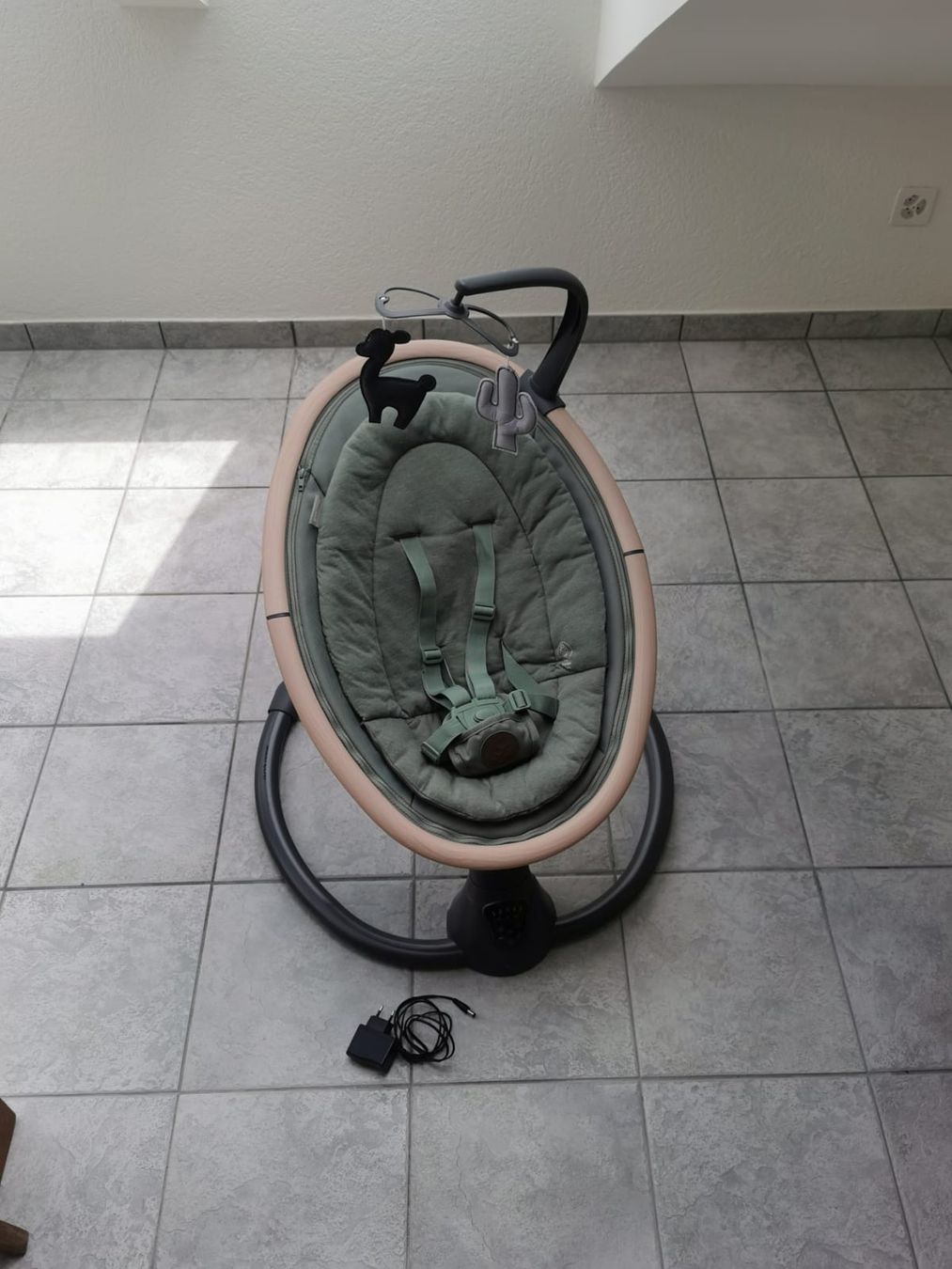 Maxi-Cosi Sdraiette & Sdraiette a dondolo: Maxi Cosi Cassia Swing / Babywippe – Usato da Brislach venduto da haexxxli 1