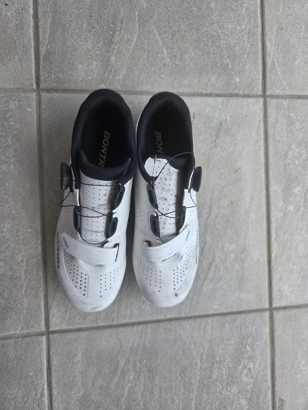 Bontrager Scarpe da donna: Rennveloschuhe / Klickschuhe Grösse 37 – Usato da Rüschlikon venduto da Xyzszh