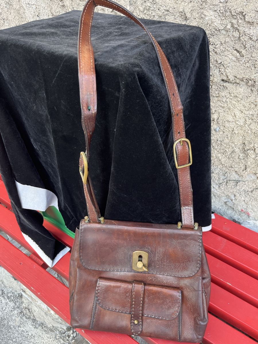 Sacs: Ledertasche braun gebraucht – D'occasion à Brienz BE par hey_z9vg 1