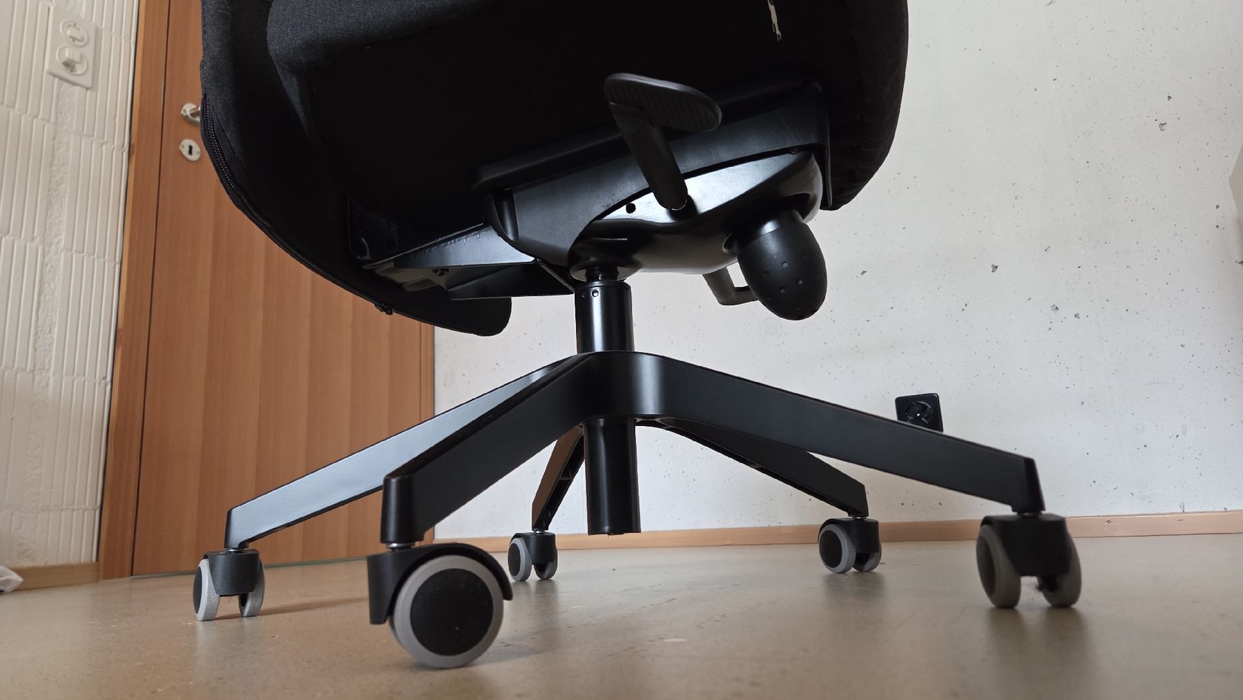 Ikea Stühle: Office Chair IKEA Markus - good condition – Gebraucht aus Islisberg von mar_5brw 4