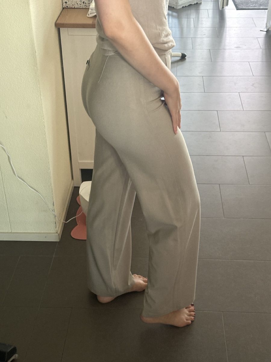Pull&Bear Hosen: Hosen Pull & Bear Black Label beige Grösse M – Gebraucht aus Zug von a.marryl 1