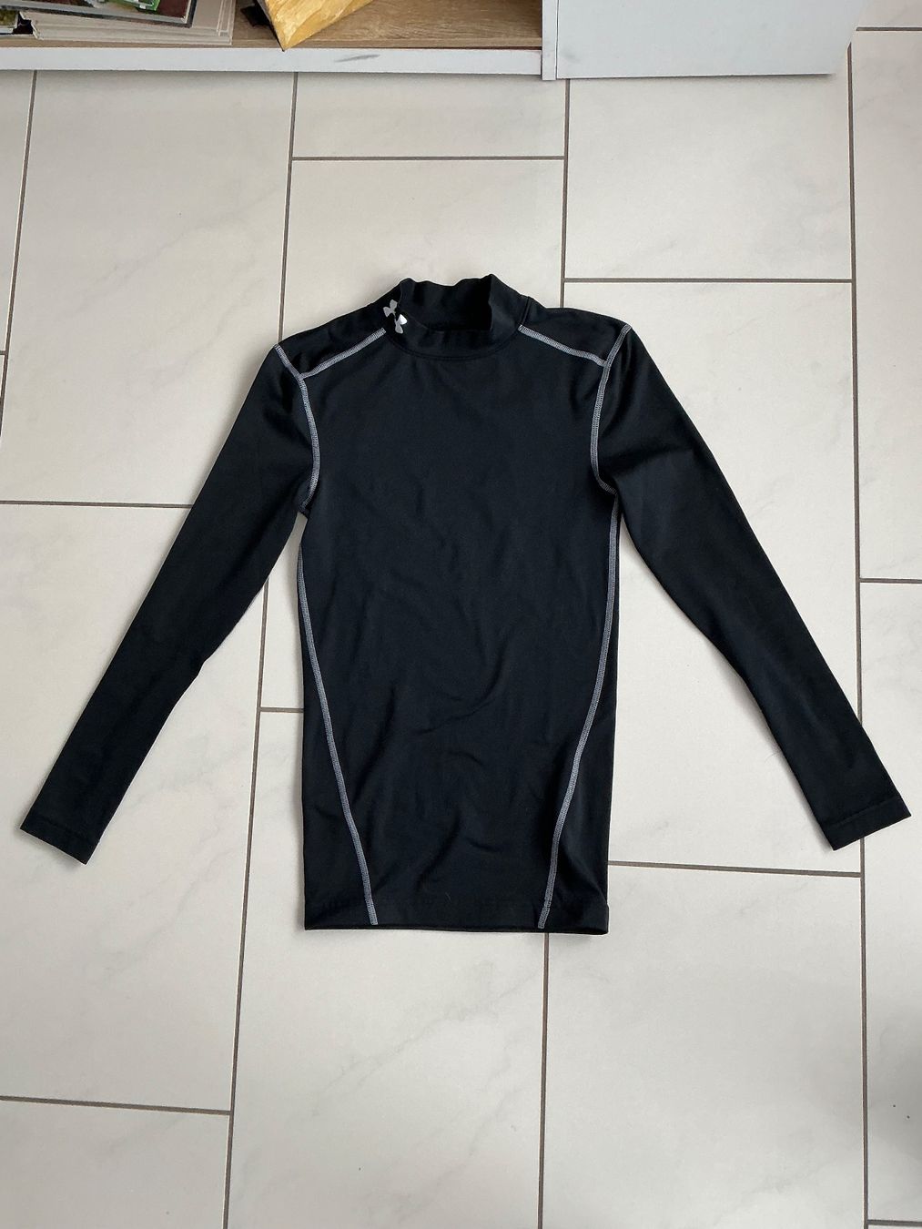 T-shirt: Compressions Shirt Under Armour Gr.XS – Usato da Biel-Benken BL venduto da Sahra1 1