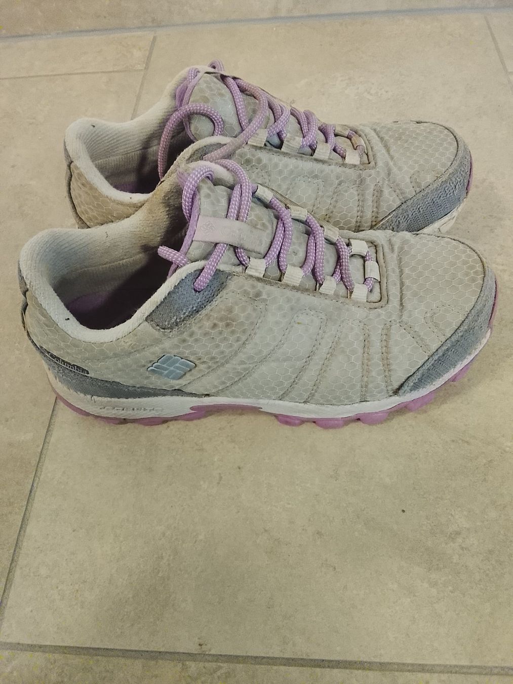 Columbia Scarpe per ragazzi: Turnschuhe Columbia Gr. 34 – Usato da St. Gallen venduto da Fluros 1
