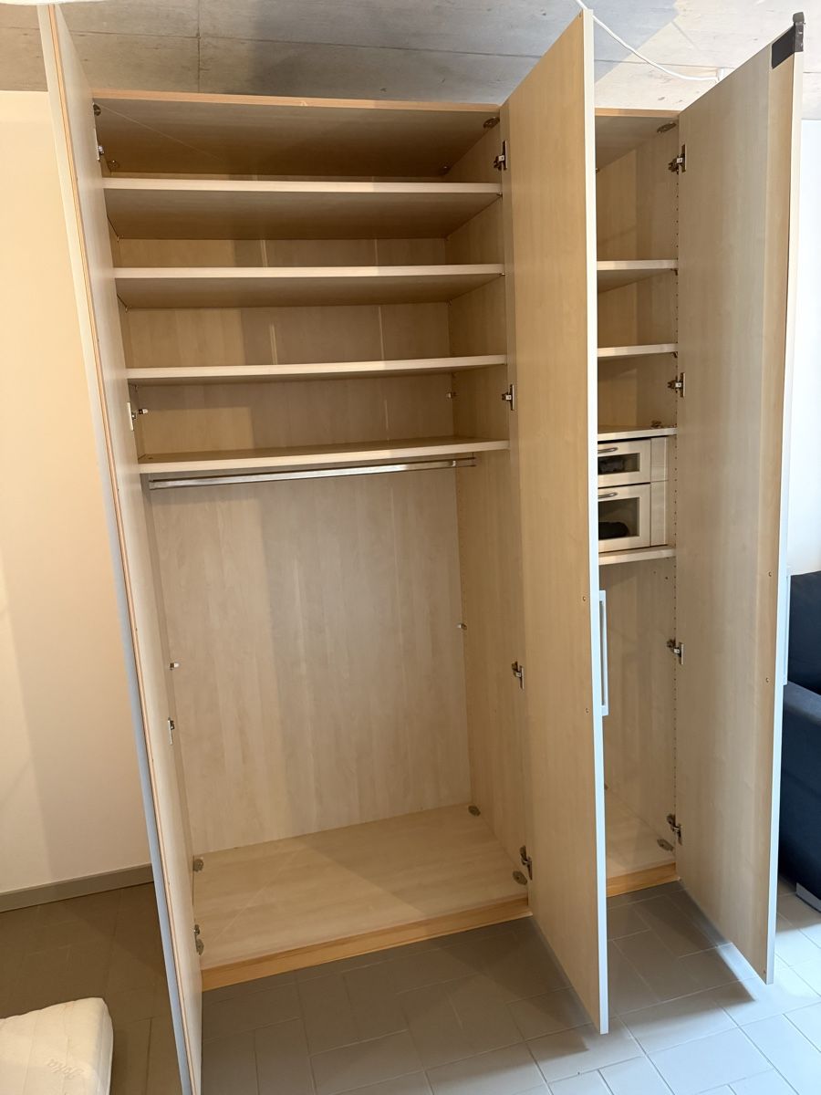 Armadi: Kleiderschrank – Usato da Schlieren venduto da mic_7rst 1