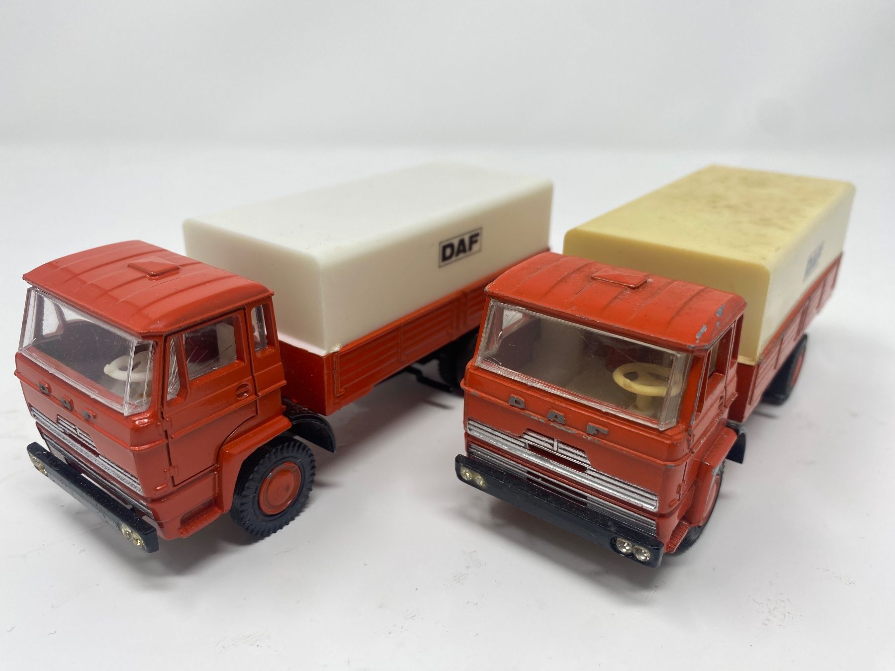 Daf Modellini d'auto: Lion Car DAF LKW – Usato da Ballwil venduto da ClassicGallery 9
