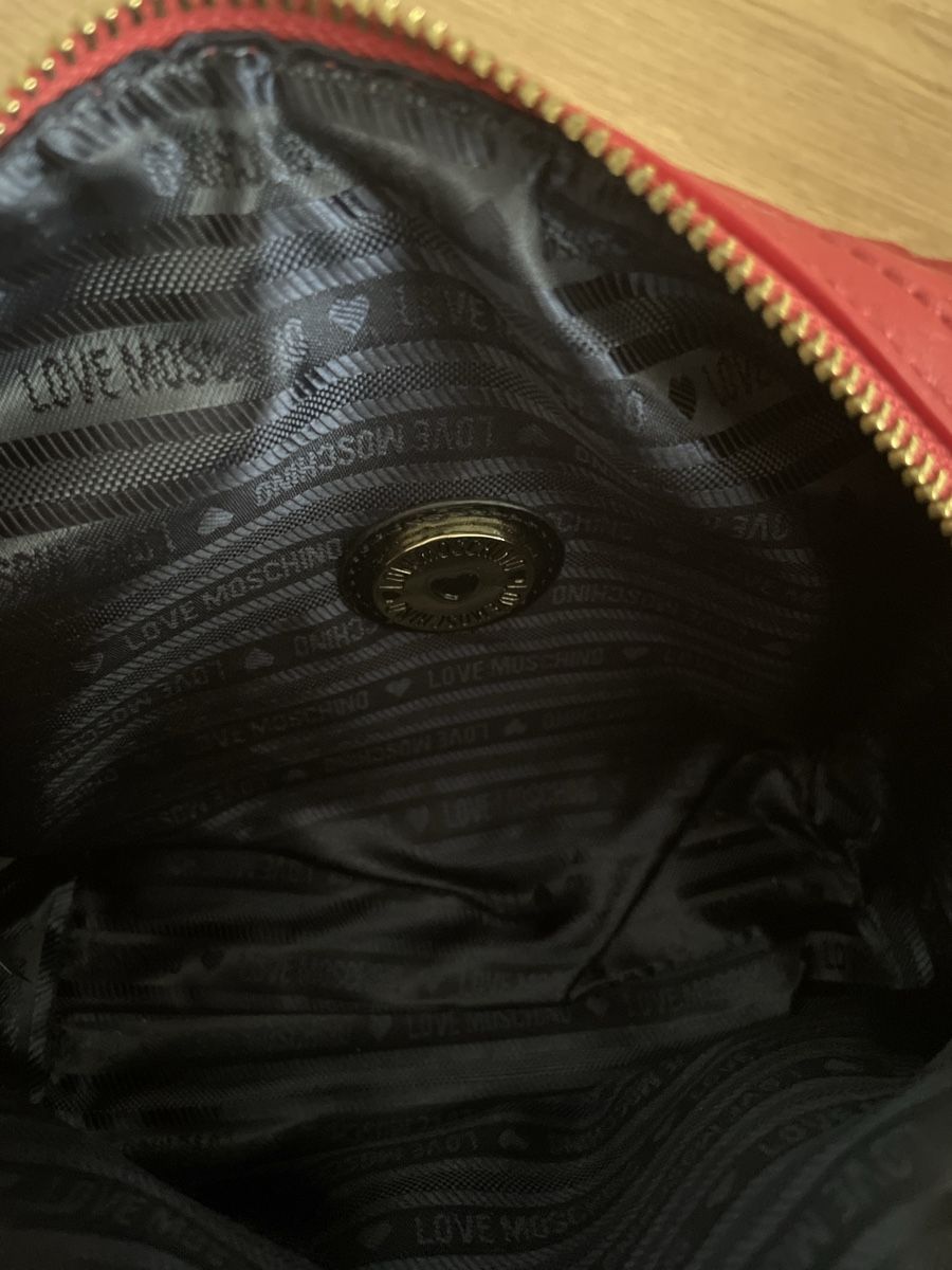 Moschino Taschen für Damen: Love Moschino Tasche – Gebraucht aus Oberentfelden von nic_cxr8 6