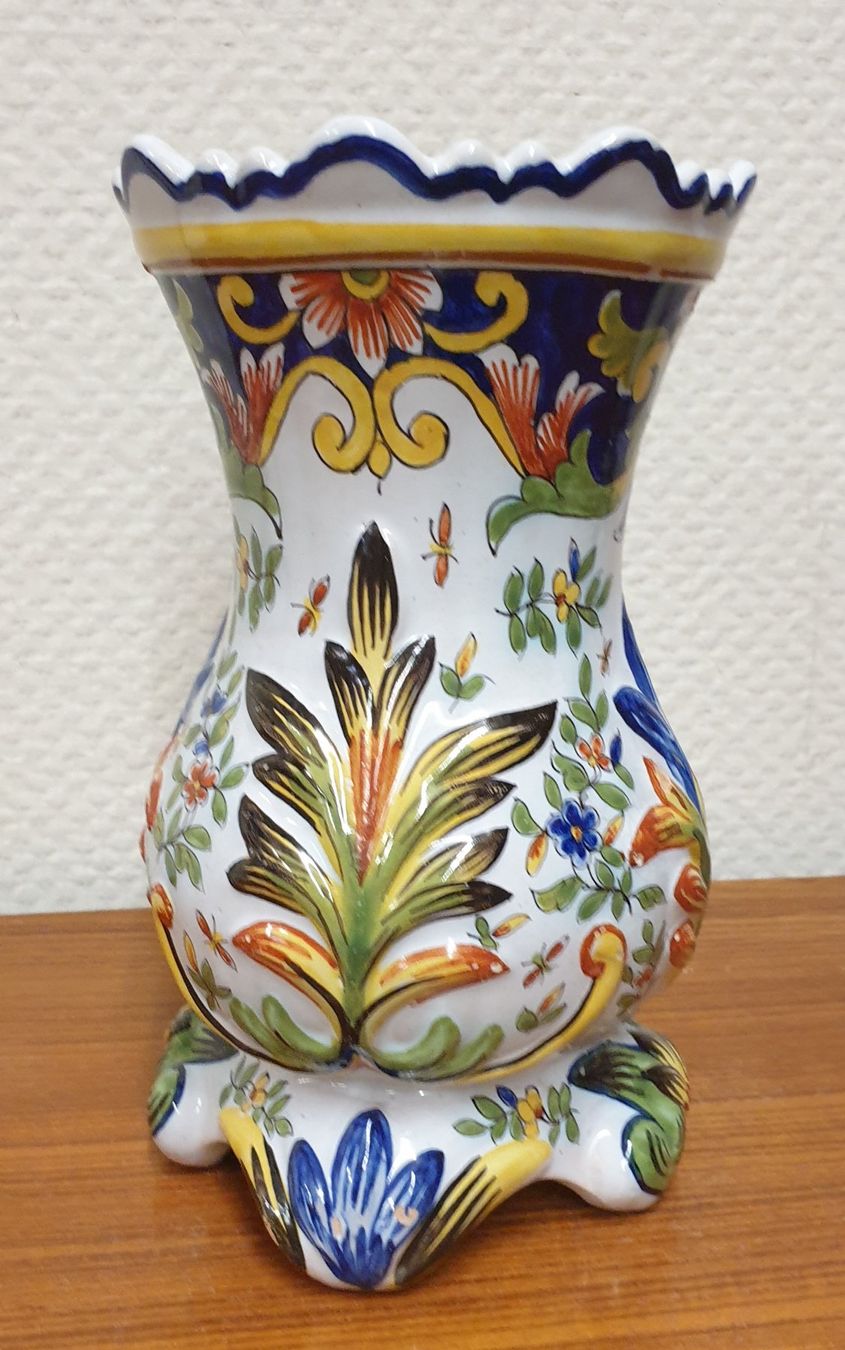 Vasi & Recipienti: Keramik Vase vermutlich Frankreich – Usato da Emmen venduto da magelan