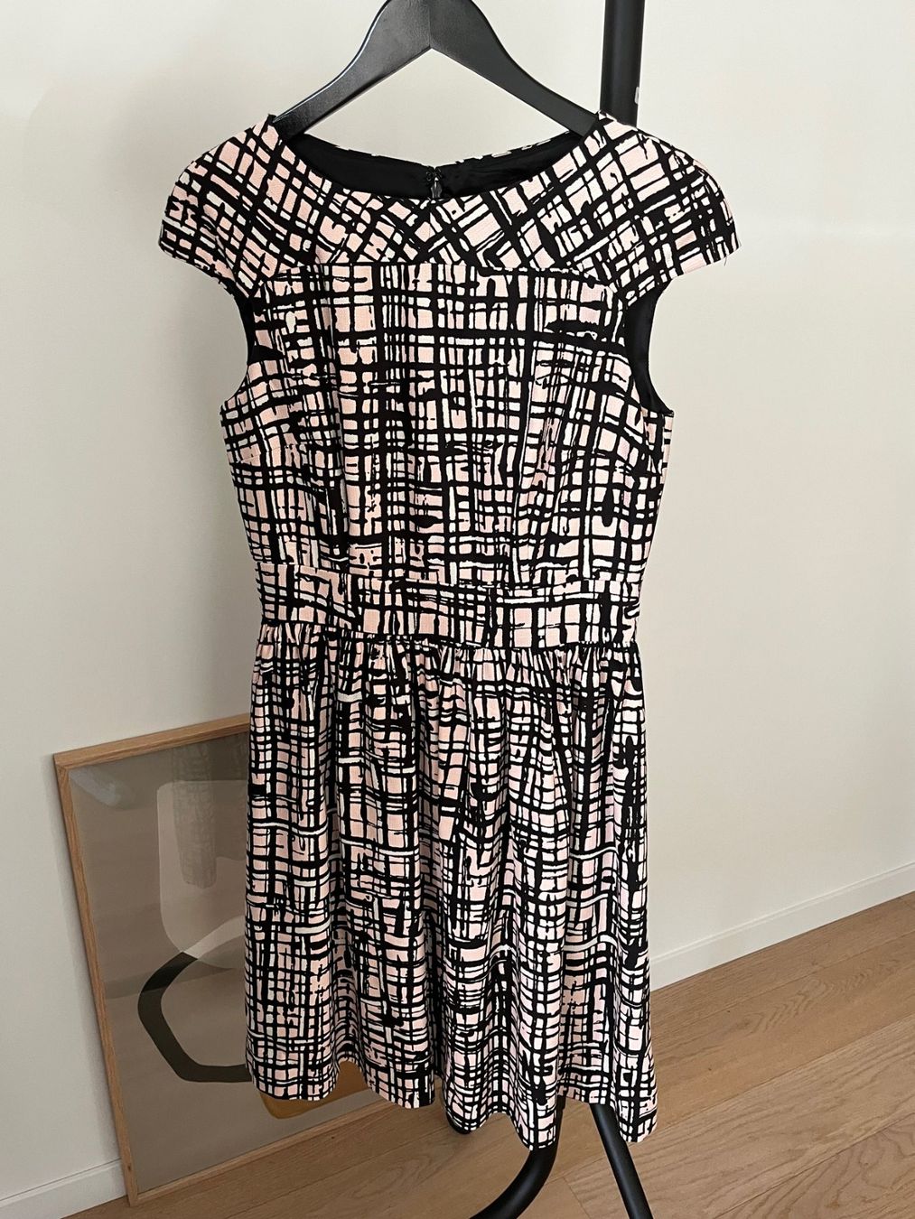 Kleider: Freizeit- Sommerkleid Jaeger Gr. 38 / 10 UK – Gebraucht aus Buchberg von selphy33