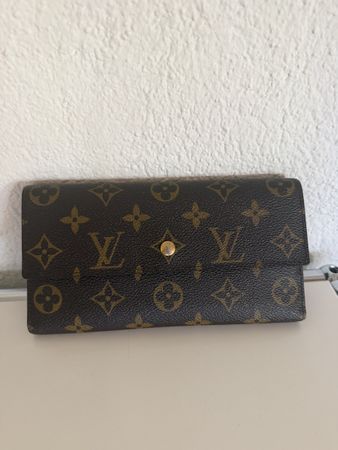 LOUIS VUITTON Sarah MNG Canvas Wallet