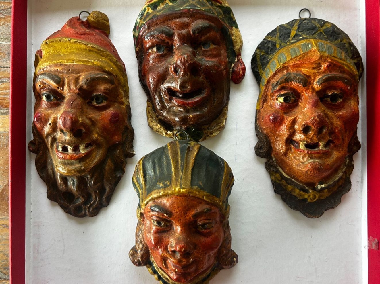 Maschere: Fritschi Figuren Original – Usato da Luzern venduto da sandsa