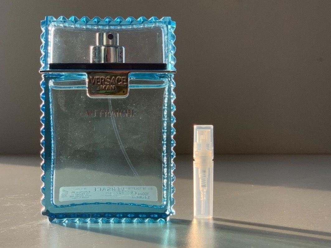 Versace Parfum & Eau de Toilette: Versace - Eau Fraiche - 2ml – Gebraucht aus Zug von grivis