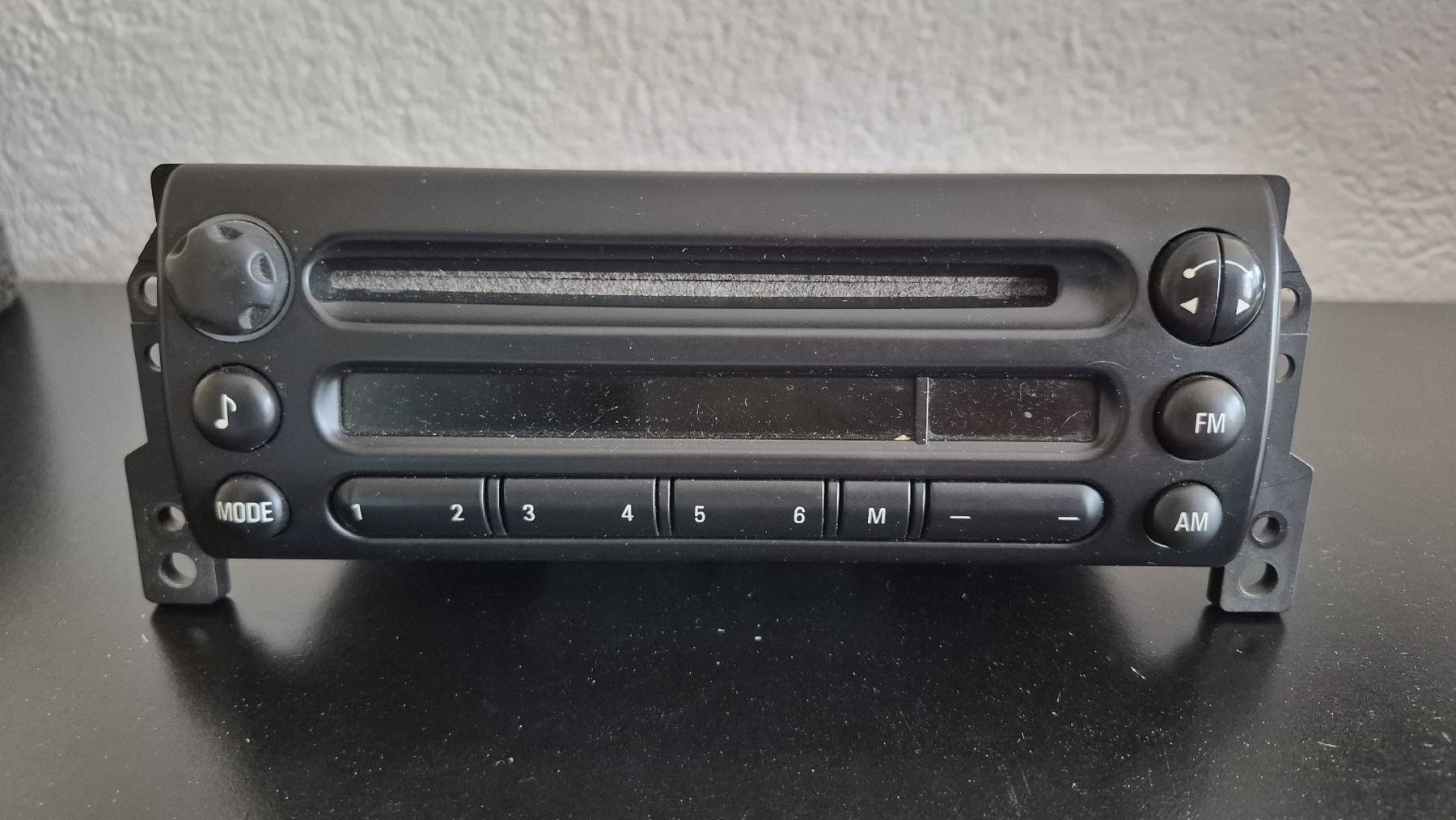 BMW Radio: Original Mini BMW Business CD Radio / RDS – Usato da Naters venduto da Monika-K