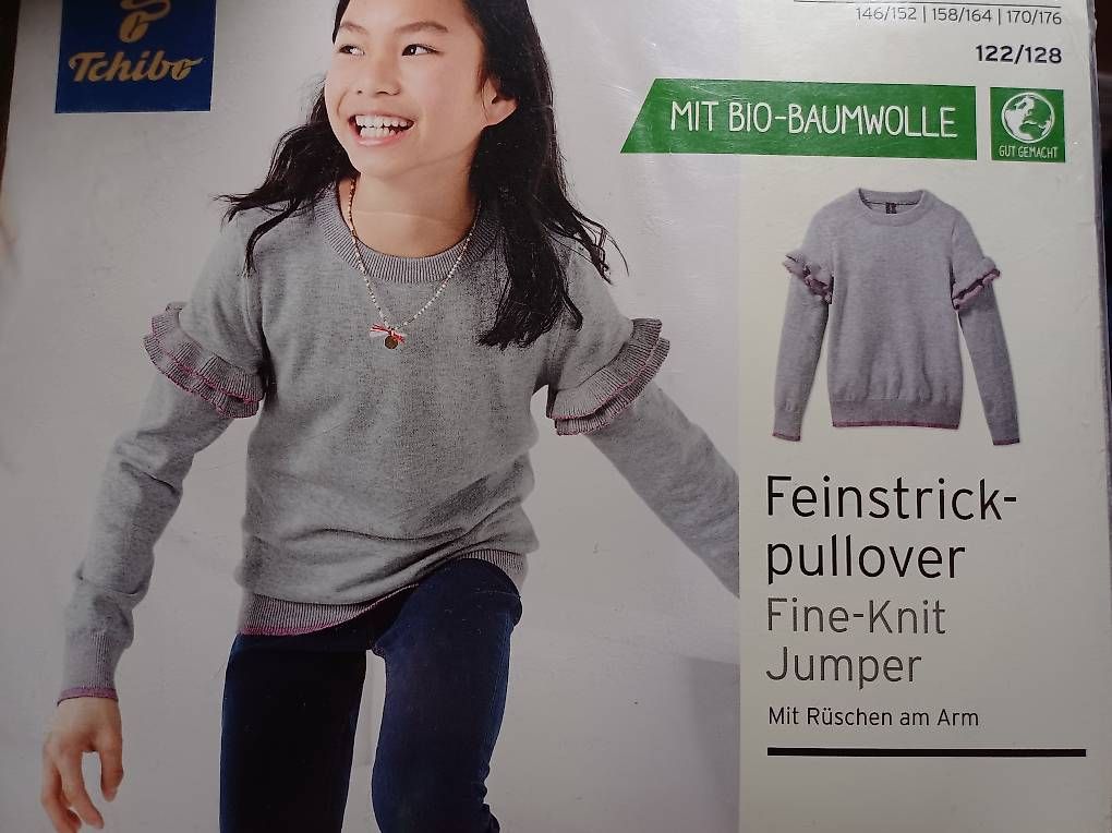 Pullover & Sweatshirts: Gr. 122/128 NEU Feinstrick Pullover – Gebraucht aus Hallwil von Ursina83