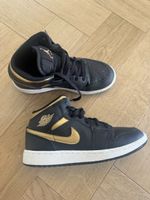 Nike Air Jordan Mid Schuhe schwarz gold gebraucht