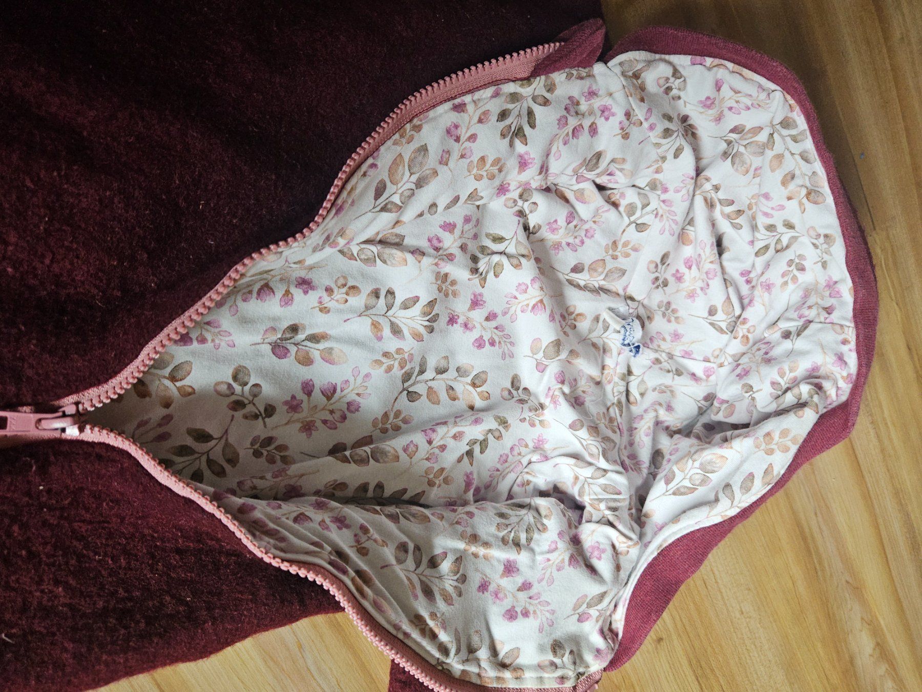 Completi: Wollwalk Overall Gr. 62 Beere mit Blumenfutter Top! – Usato da Neuenegg venduto da man_qcl8 2