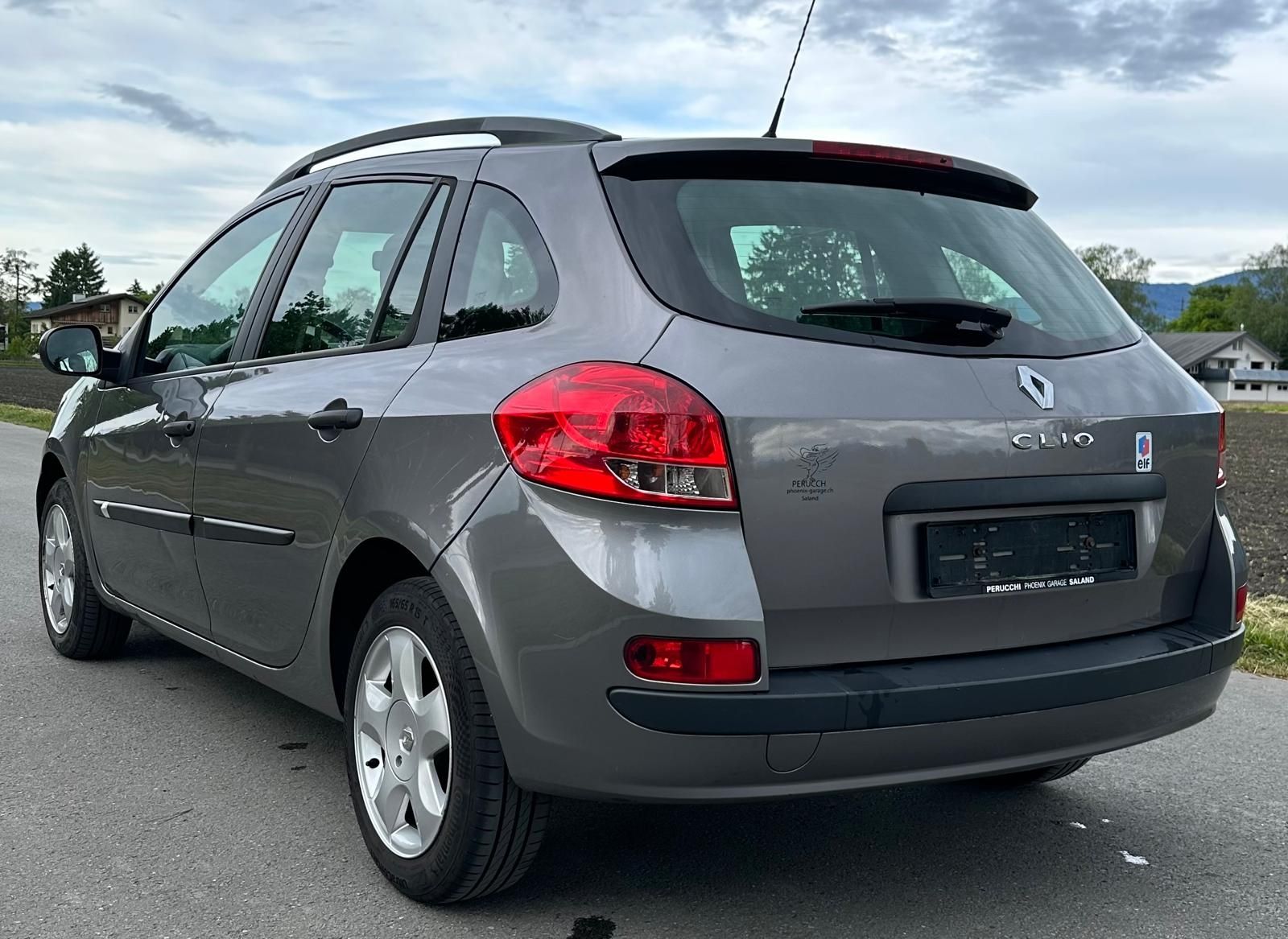 Renault Autos: Renault Clio Ab MFk – Gebraucht aus Widnau von elre0401 1