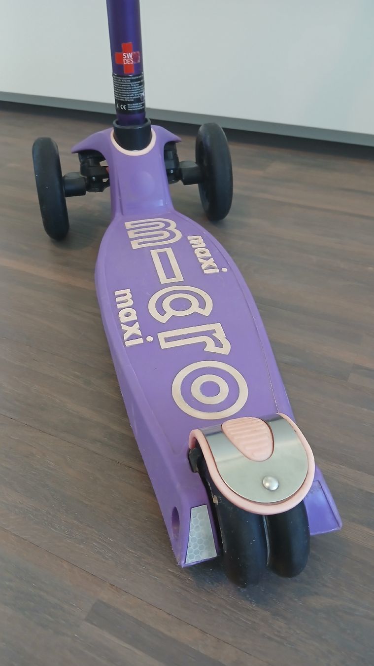 Micro Kickboard: Lila Micro Maxi Scooter Kickboard – Usato da Zug venduto da husimat 1