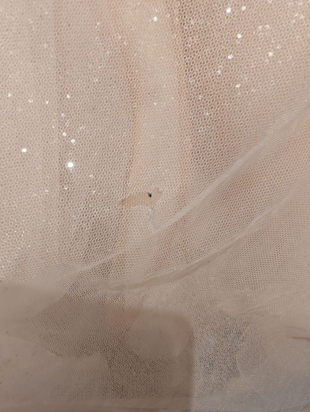 Kleider: Brautkleid mit Spitze und Glitzertüll, Grösse 50, gebraucht – Gebraucht aus Kaisten von dan_l57d 8
