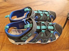 !!! NEU !!! Sandalen / Trekkingsandalen / Schuhe 34
