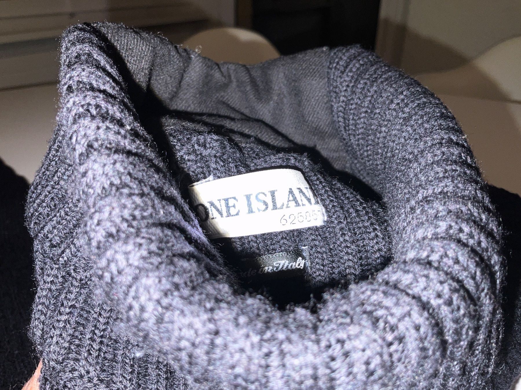 Stone Island Pullover & Sweatshirts: Stone Island Rollkragen Pullover – Gebraucht aus Volketswil von Hirsi0 2