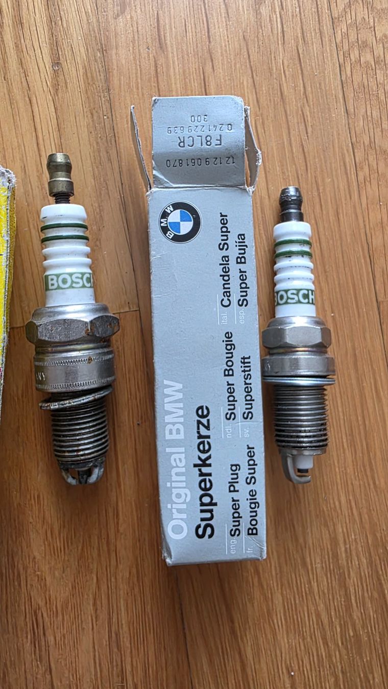 Tutti pezzi di ricambio auto: BMW - Zündkerzen – Usato da Zürich venduto da Lemon007 1