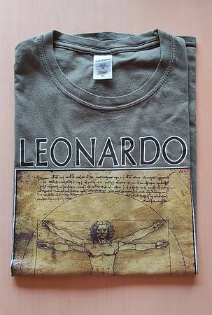 T-Shirt XL "Leonardo" neuwertig