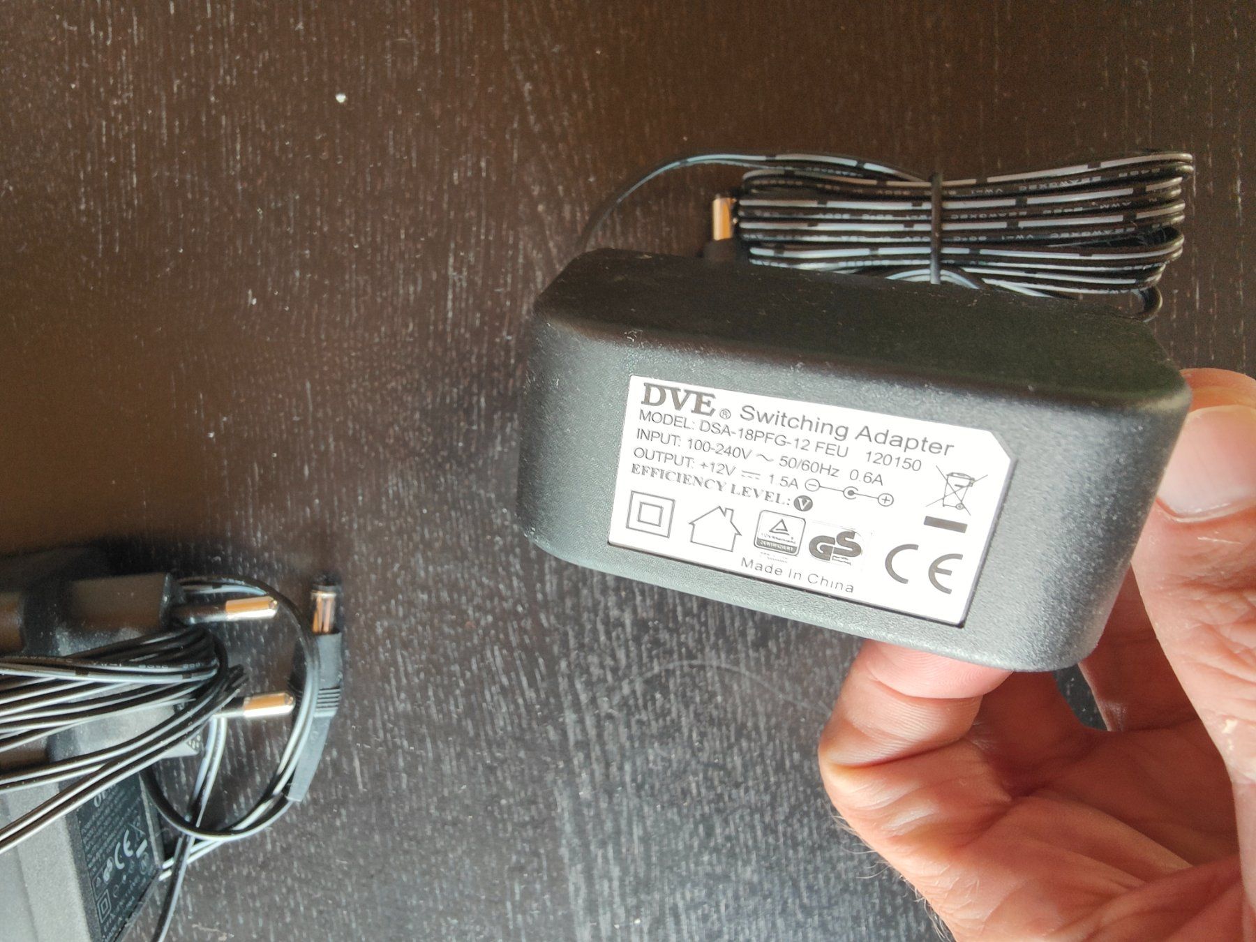 Laufwerke & Adapter: 1x Netzadapter gebraucht – Gebraucht aus Adelboden von H0ppala