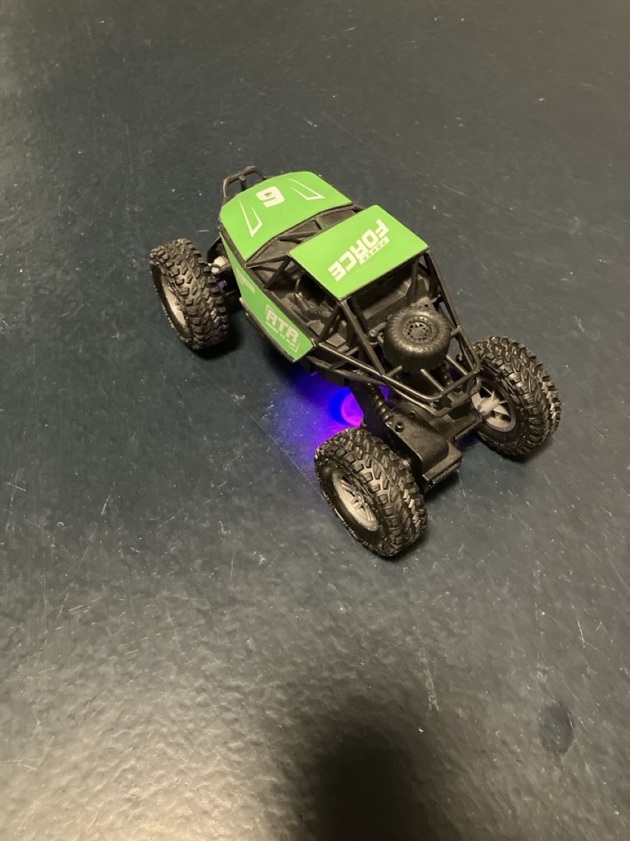 RC Kits de montage: RC Auto grün FORCE RTR gebraucht – D'occasion à Zürich par Makuster