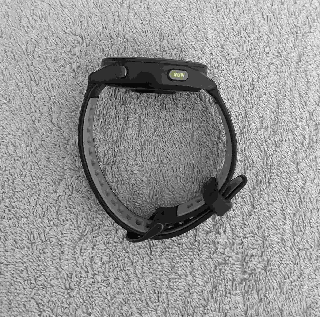 Garmin Smartwatch: Smartwatch Garmin Forerunner 265 – Nuovo (secondo la descrizione) da Gränichen venduto da wiewiorka91 4