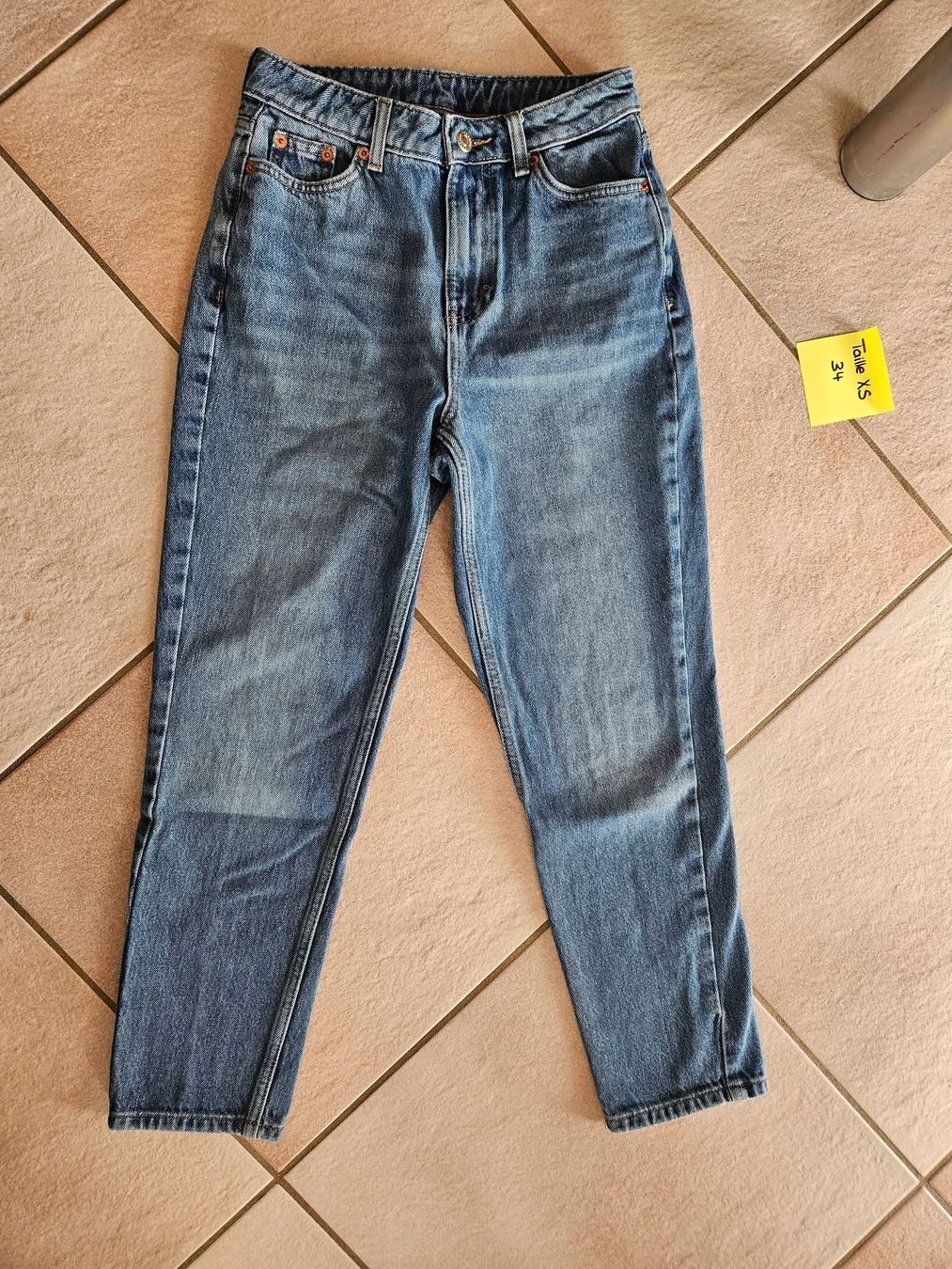 Jeans: Jeans taille XS – Usato da Vétroz venduto da sas_yln5