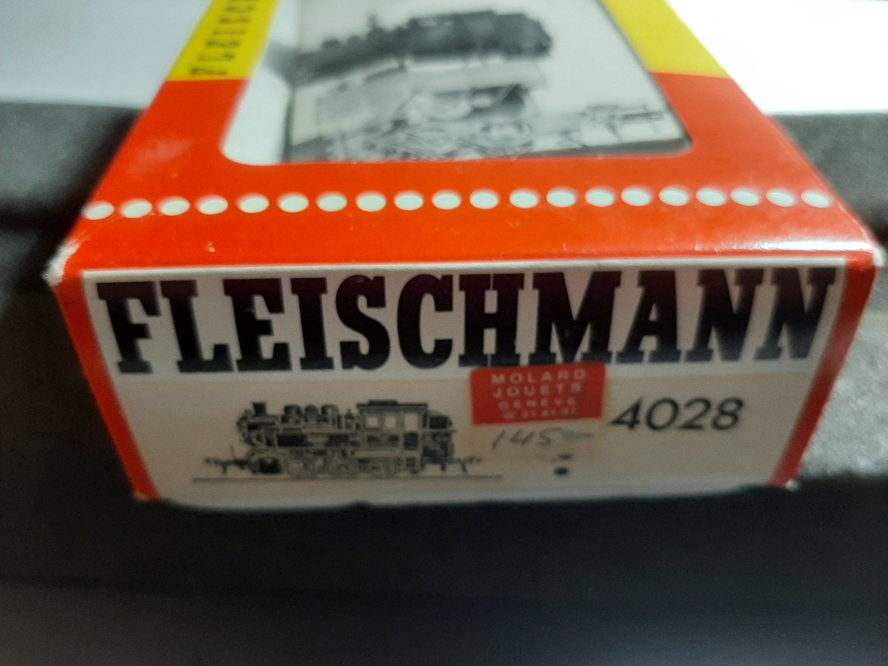 Fleischmann Modellini di ferrovie: FLEISCHMANN 4028 – Usato da Avully venduto da RIVALIS 6