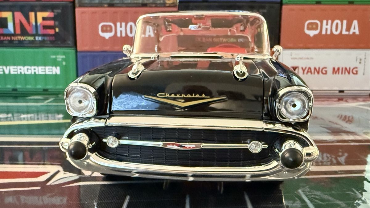 Chevrolet Modellautos: Chevrolet Bel Air 1957 schwarz  – Neu (gemäss Beschreibung) aus Basel von Zomeg 8