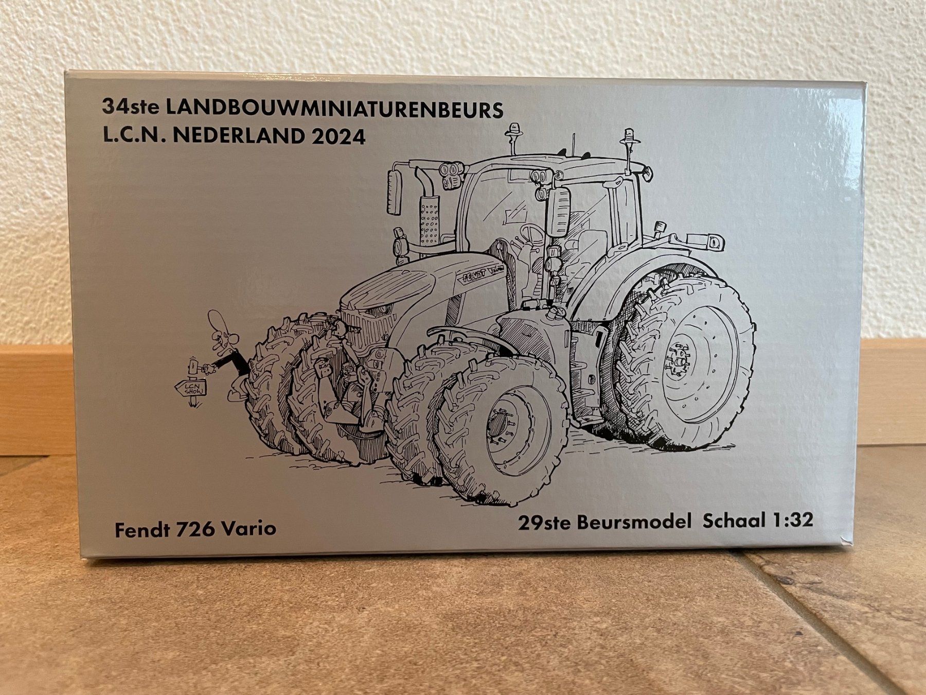 Fendt Trattori: SIKU Fendt 726 Vario – Nuovo e nell'imballaggio originale da Kreuzlingen venduto da Stefan1150 6