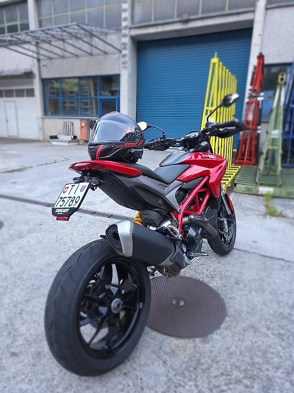 Route: Ducati Hypermotard 821 ABS  35kw – D'occasion à Cadenazzo par LuismacchineSagl 2
