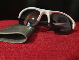 Sportbrille – Weiss/Schwarz – Top Zustand mit Etui