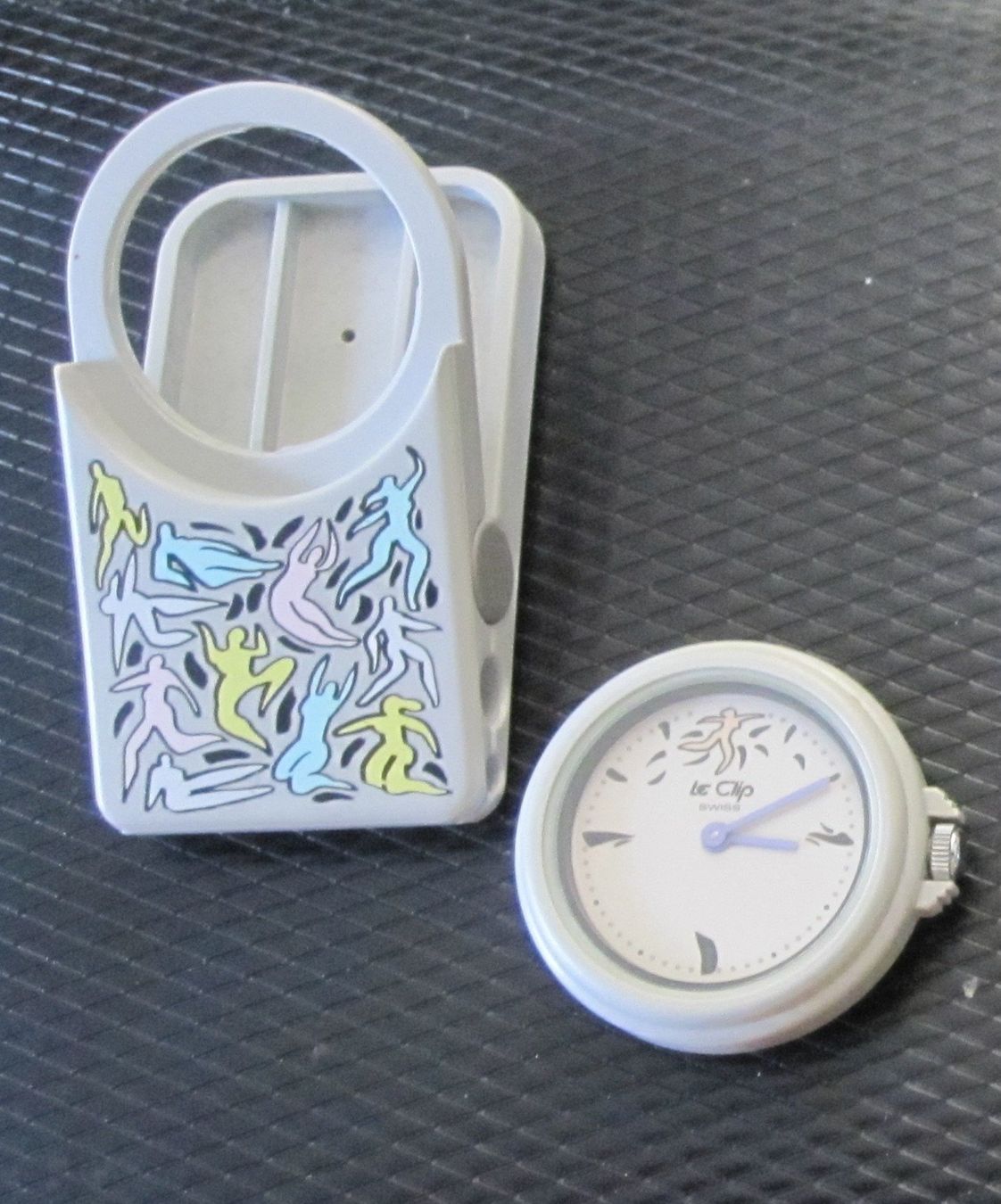 Orologi: Montre Le Clip DANCE, quartz, DÉFECTUEUSE – Difettoso da Nyon venduto da WHTF 2