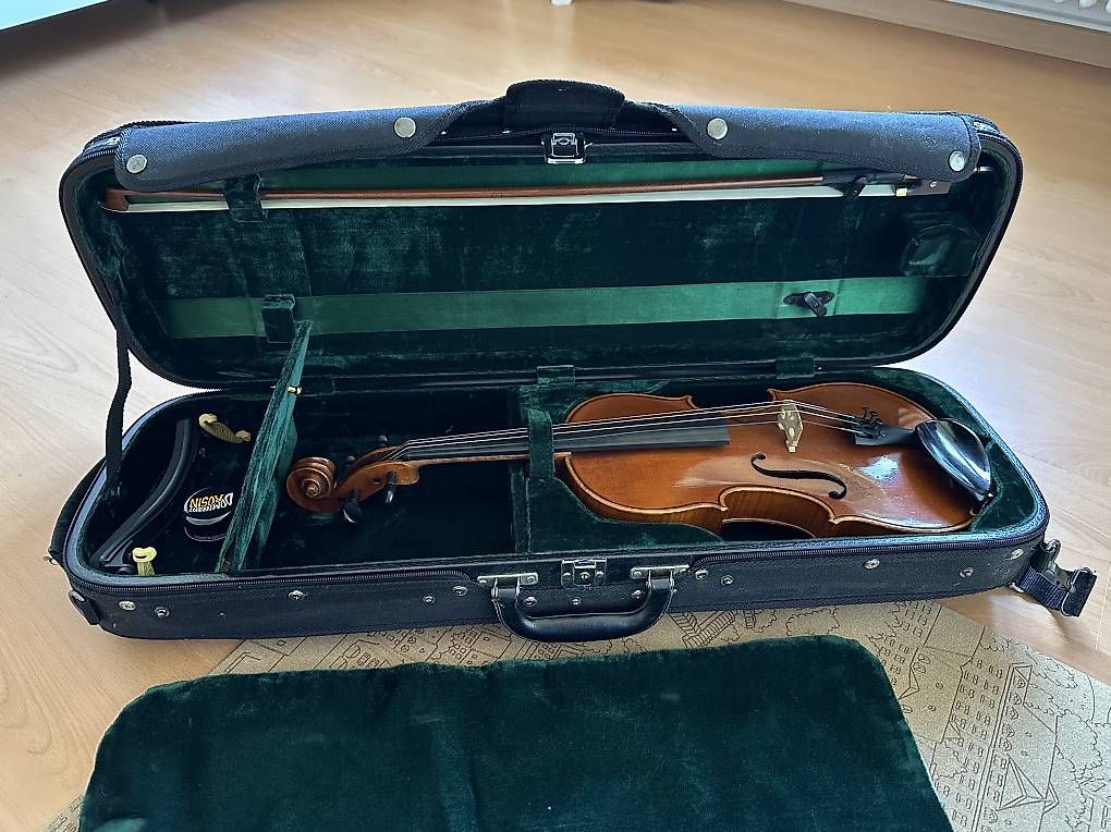 Strumenti musicali: 4/4 Violine inkl. koffer – Usato da Riehen venduto da jac_f2nl