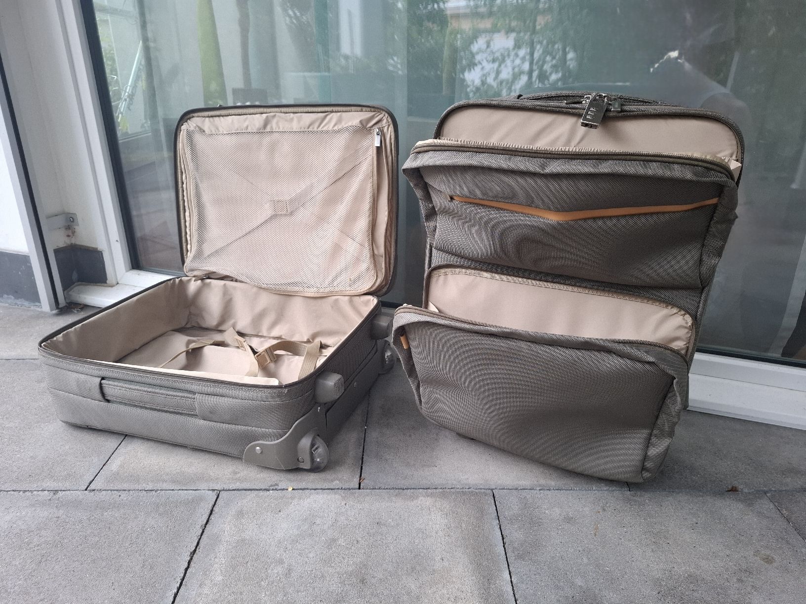 Bree Valigie: Zwei Rollkoffer von BREE – Usato da Horw venduto da Supervannie 2