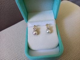 Wunderschöne Ohrclips mit Perle und je 0,20ct Brillant