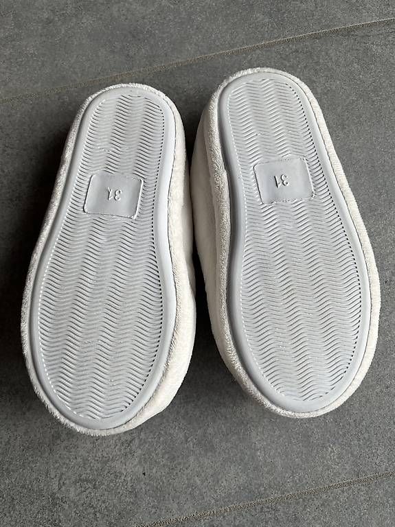 Scarpe per ragazze: Kuschelige Winterfinken 31 – Usato da Erlinsbach SO venduto da SmilingTiki 1