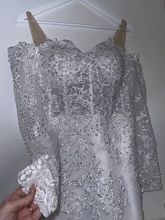 Kleider: Hochzeitskleid  – Gebraucht aus Gränichen von nes_2lpd 3