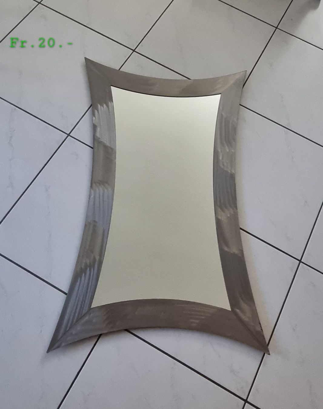 Specchi: Designspiegel Rhomb – Usato da Schmitten FR venduto da car_jf8f