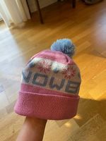 Pinke Wintermütze mit Bommel