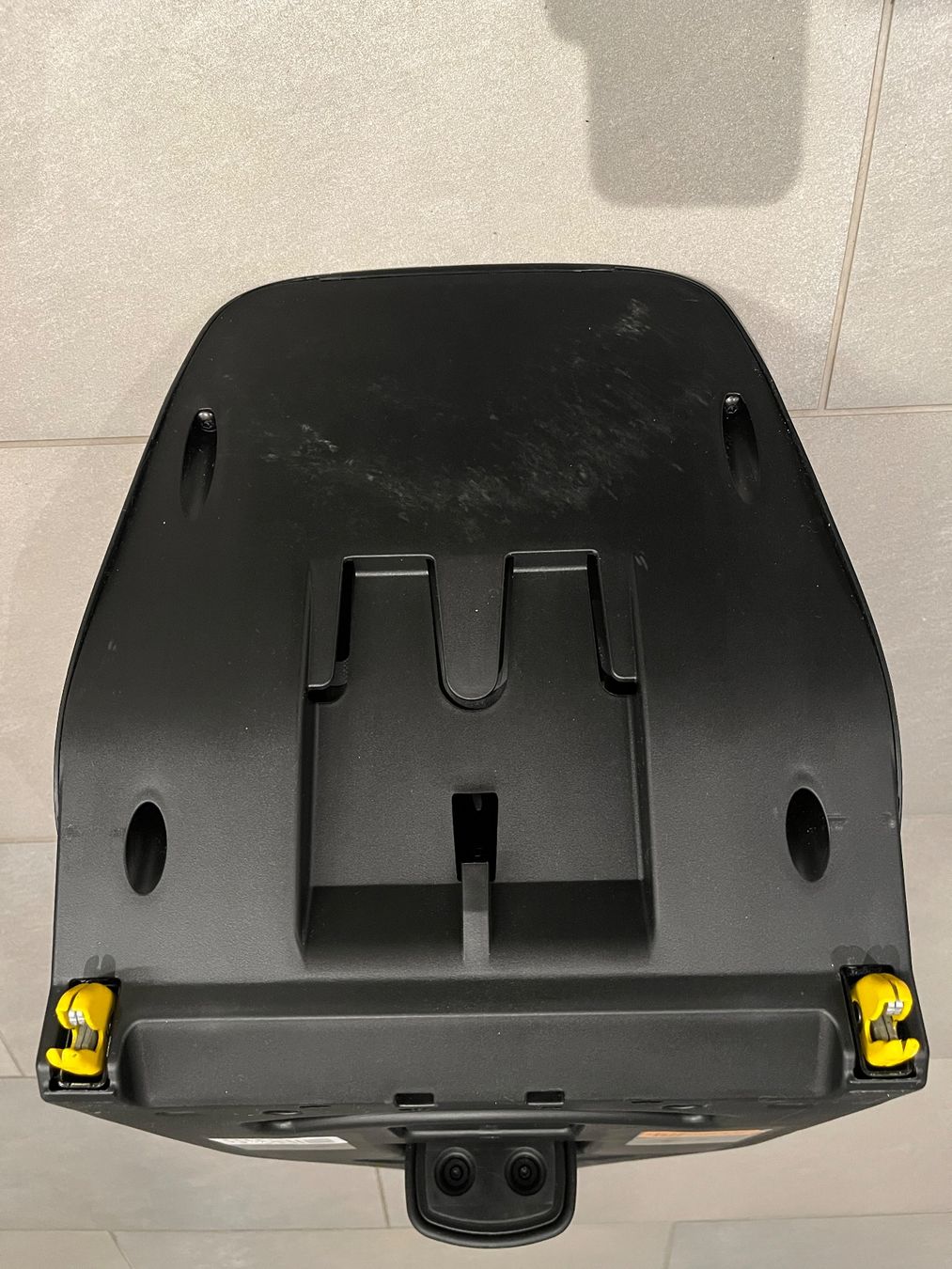 Maxi-Cosi Seggiolini per auto: Maxi Cosi Basisstation – Usato da Nusshof venduto da FloMi3 2