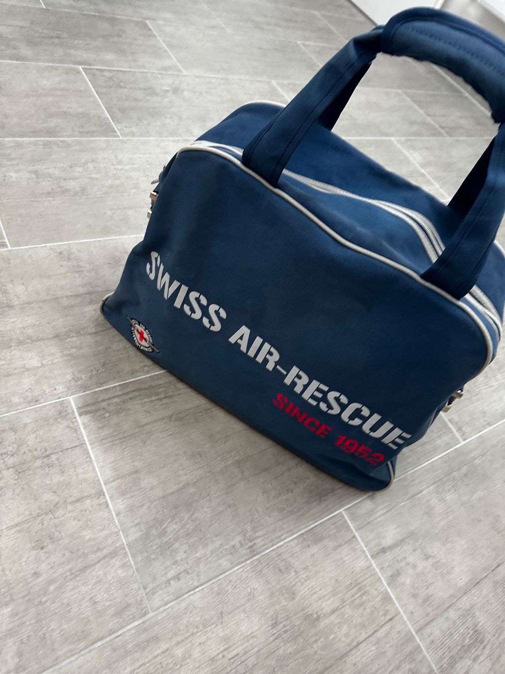 Sealine Borse: Reise Tasche Original Rega in Blau. – Usato da Thun venduto da Eugen