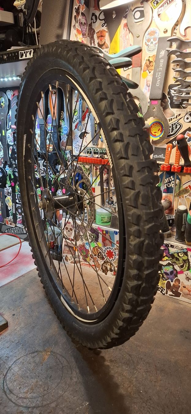 Pièces détachées: MTB Vorderrad 24" disk – D'occasion à Adliswil par trujillo01 9