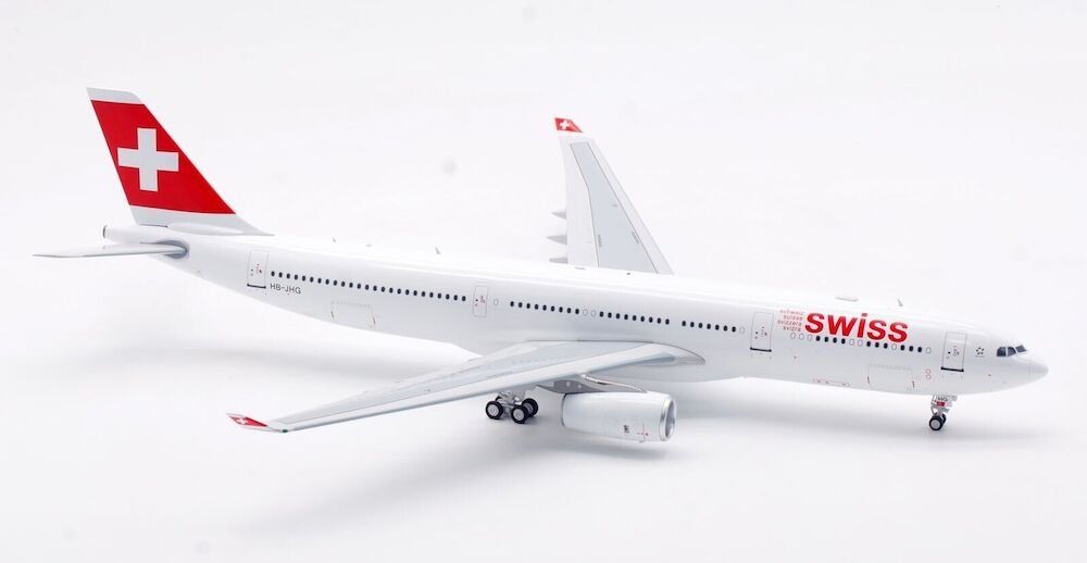Swiss Kit di modellismo & Modellini statici: A330-300 SWISS – Nuovo e nell'imballaggio originale da Morges venduto da iljamuromez 3